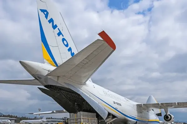 Дрон біля Ан-124 у Лейпцигу: що відомо про інцидент і версію розвідки США