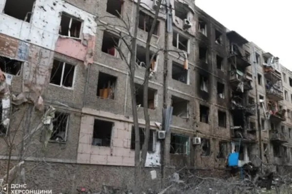 Обстріли Херсонщини 17 жовтня: загинув водій швидкої, 40 поранених
