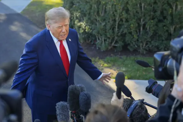 Трамп приписав Маску зміни у доступі військових України до Starlink