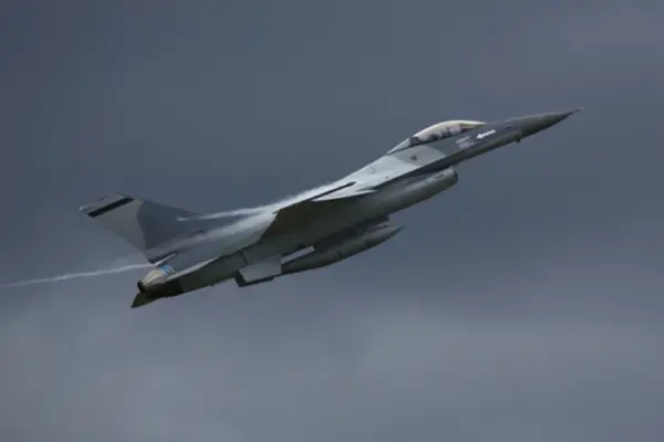 Підтверджене перехоплення: румунські F-16 збили два дрони біля Суліни